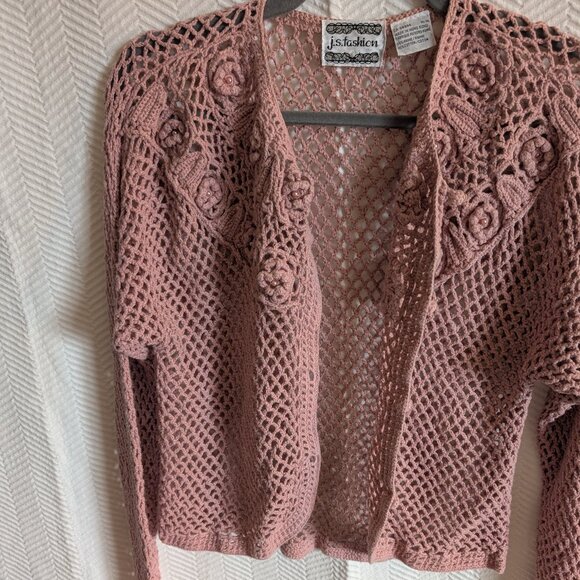 Vintage Pink Crochet Floral pearl Cardigan Sweater Cottage core Grandma Soft - Picture 11 of 12